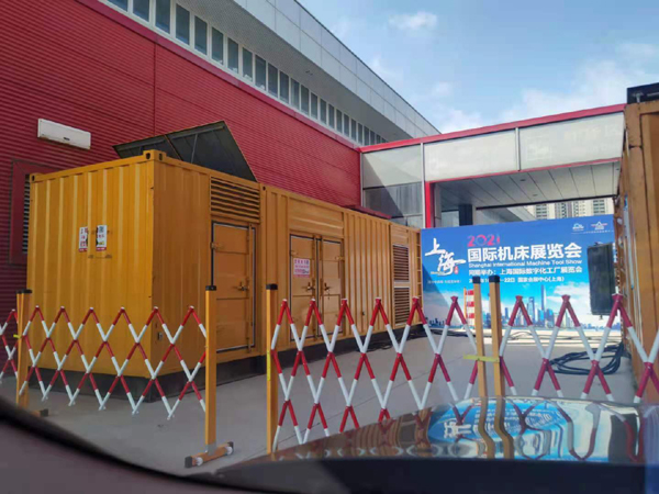 清河门发电车出租-发电机无电压或电压太低怎么办？
